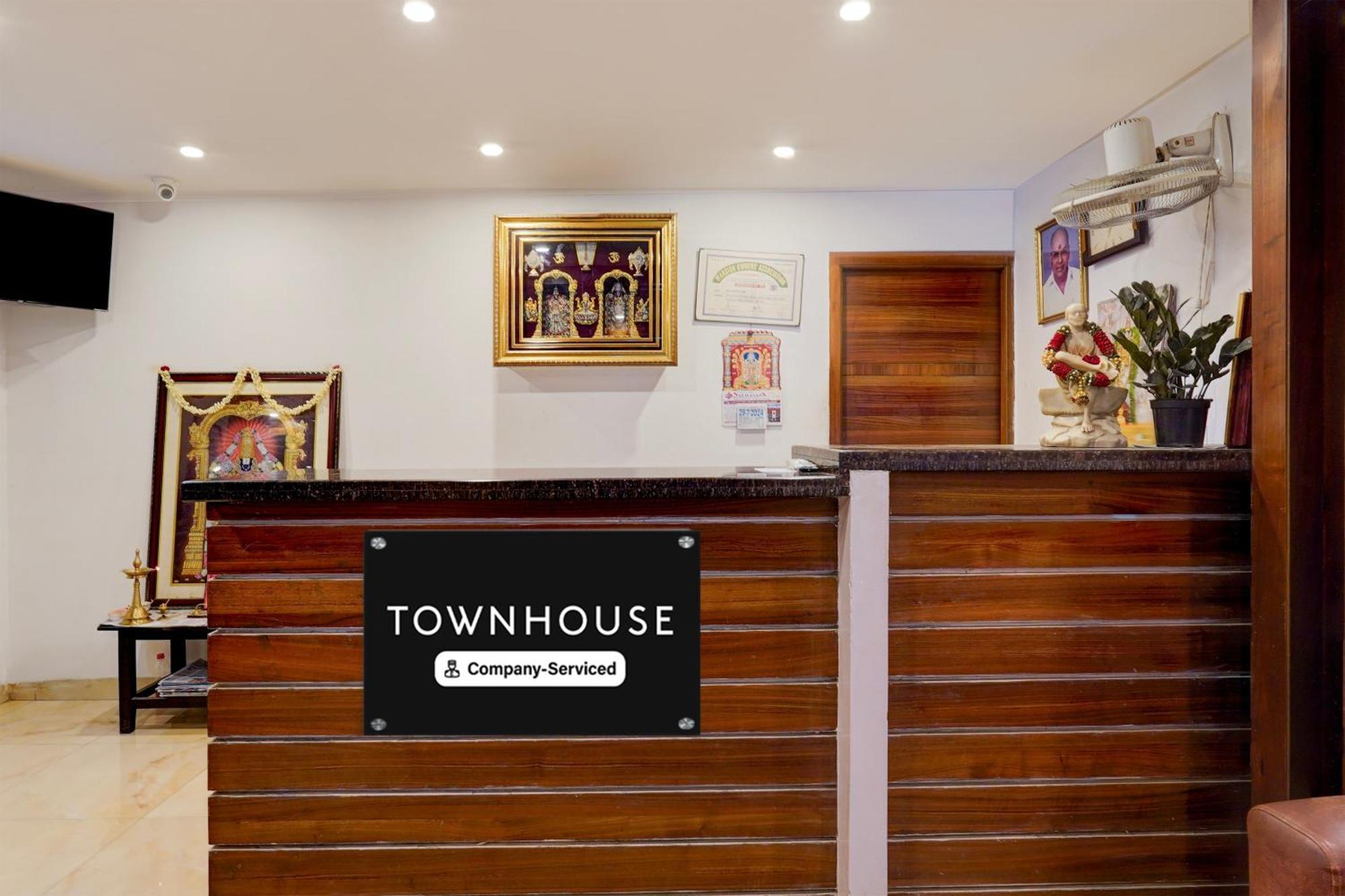 Super Townhouse Arcot Road Near Kauvery Hospital Hotel Chennai