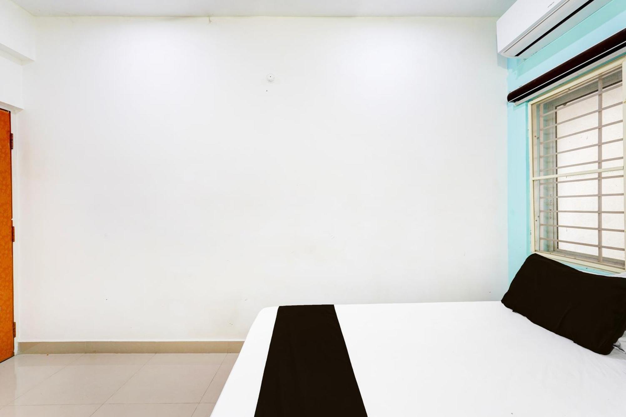 Collection O Perumbakkam Main Road Hotel 4*