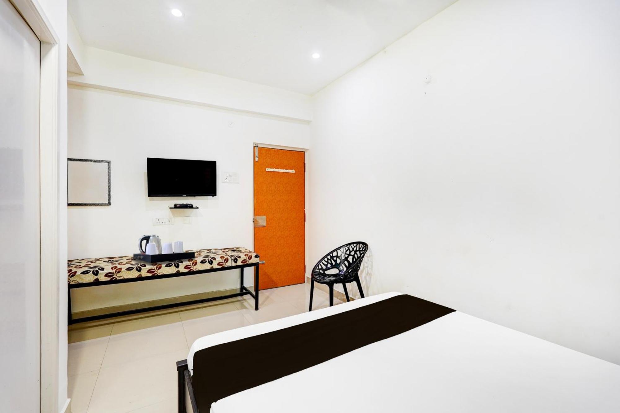 Hotel Collection O Perumbakkam Main Road 4*