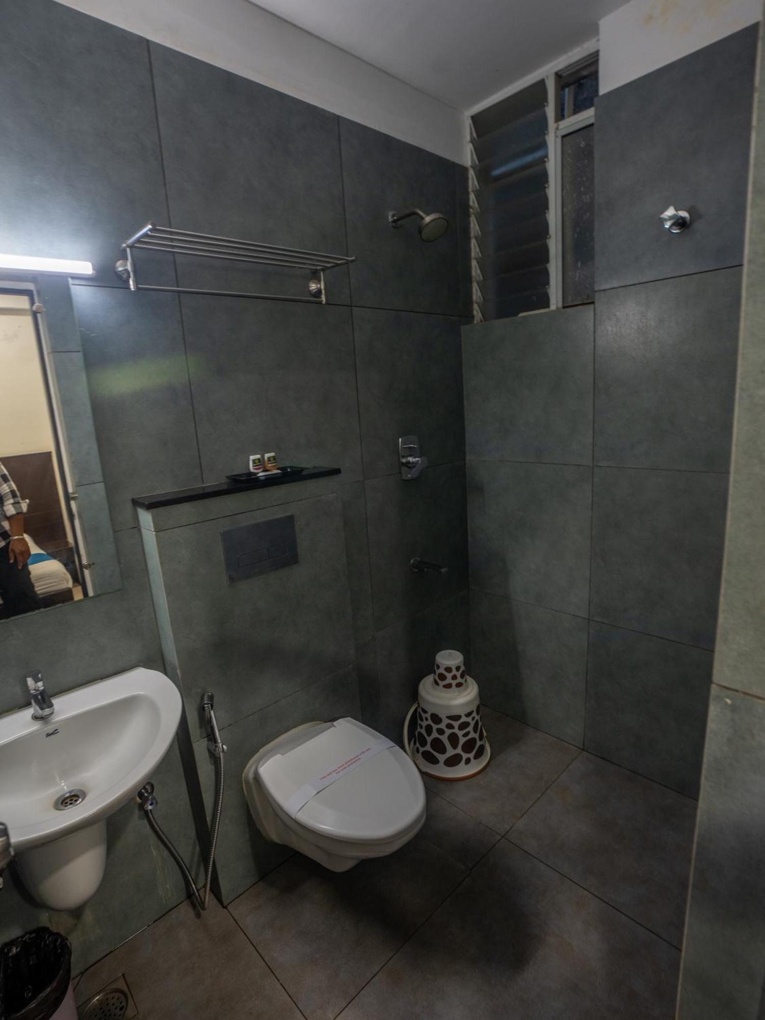 Orion Residency Near Railway Station Hotel 3*