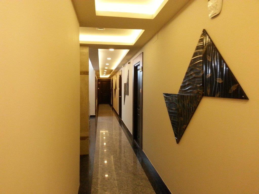 Oyo 4324 Emerald Manor Chennai
