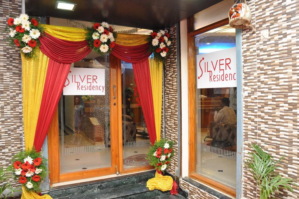 Silver Residency Hotel *