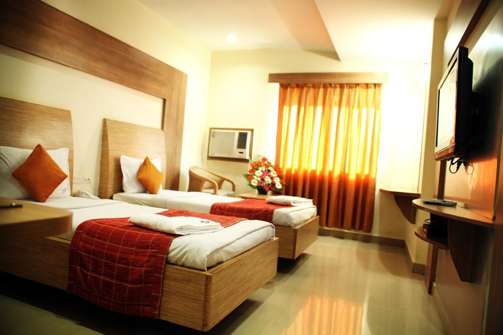 Sooriya Residency Hotel