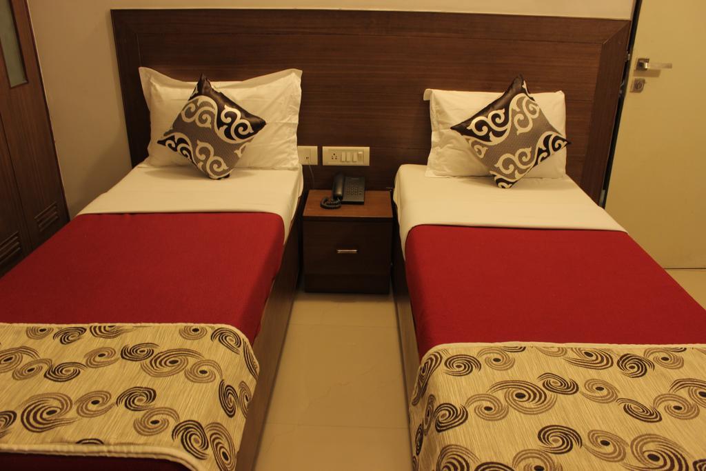 Hotel Mount Residency