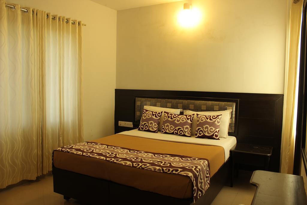 Mount Residency Hotel 2*