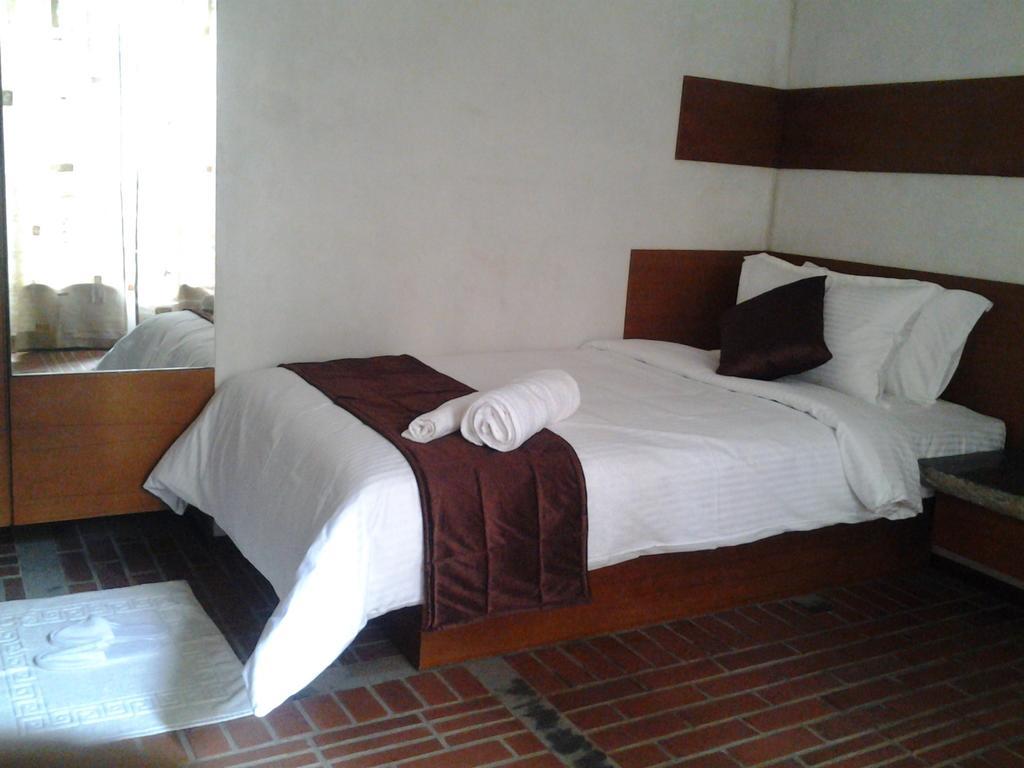 Fabhotel Illam Hospitality Hotel