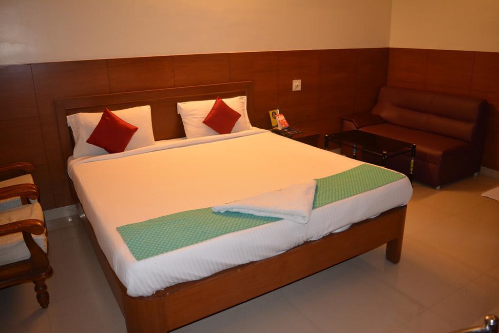 Amrita Hotel 2*