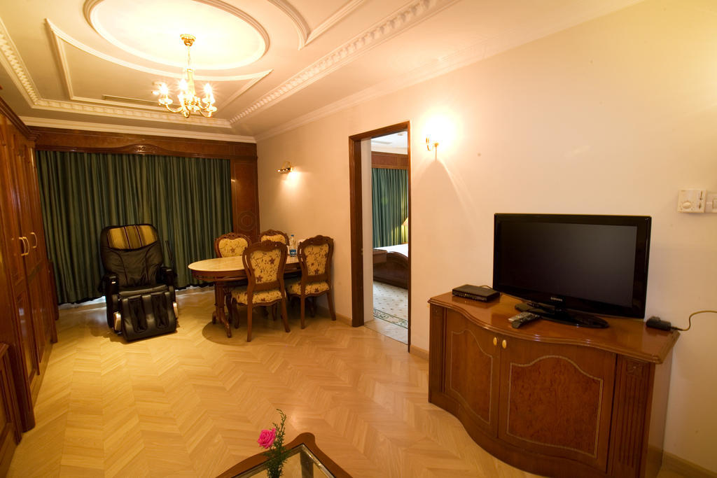 Hotel Benzz Park 4*