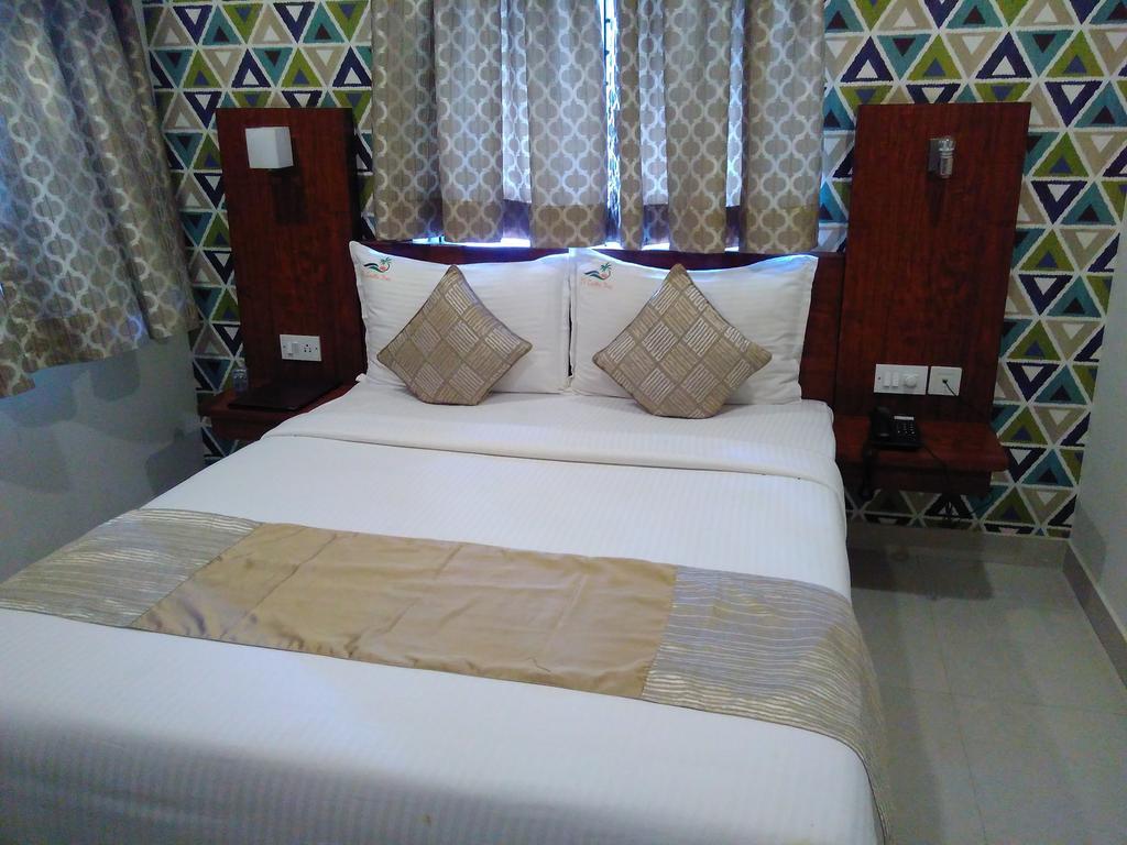 Hotel De Castle 3*