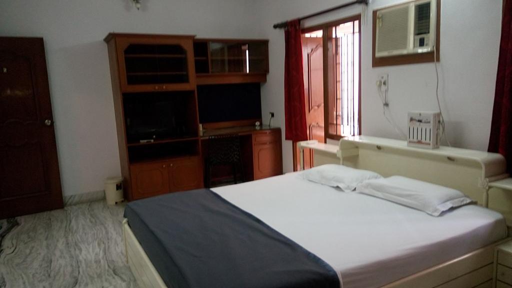 Guest house Thangam Residency *