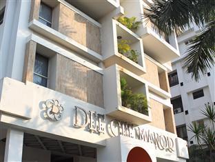 Dee Cee Manor