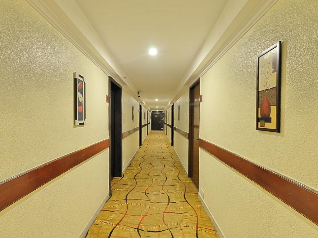 Hotel Gokulam Park