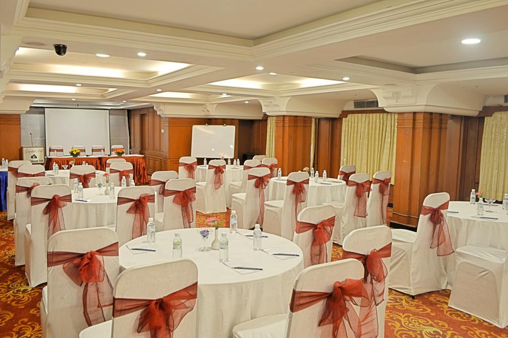 Hotel Gokulam Park Chennai