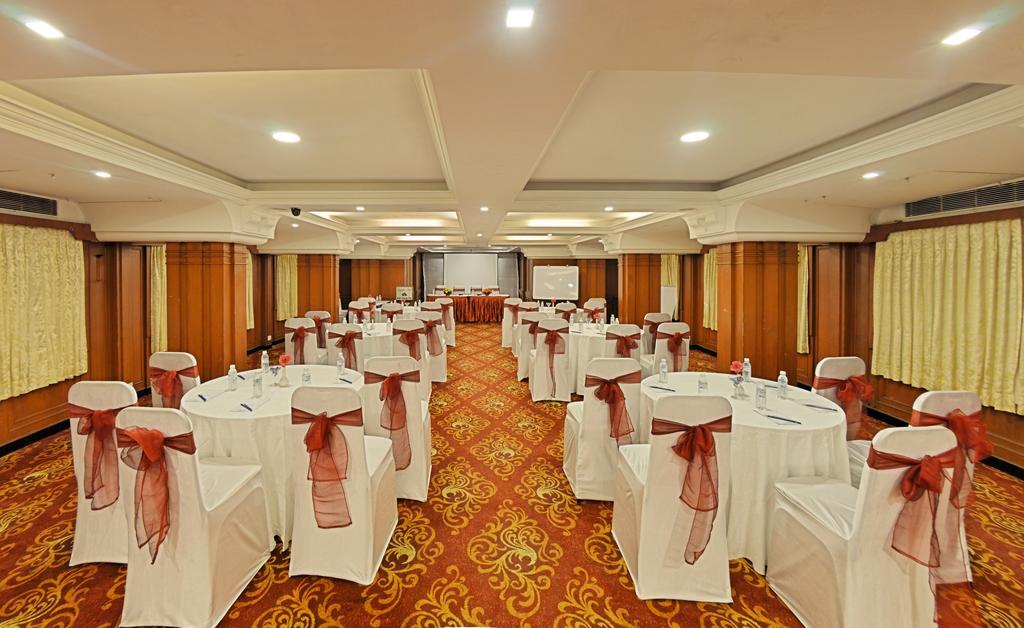 Hotel Gokulam Park Chennai