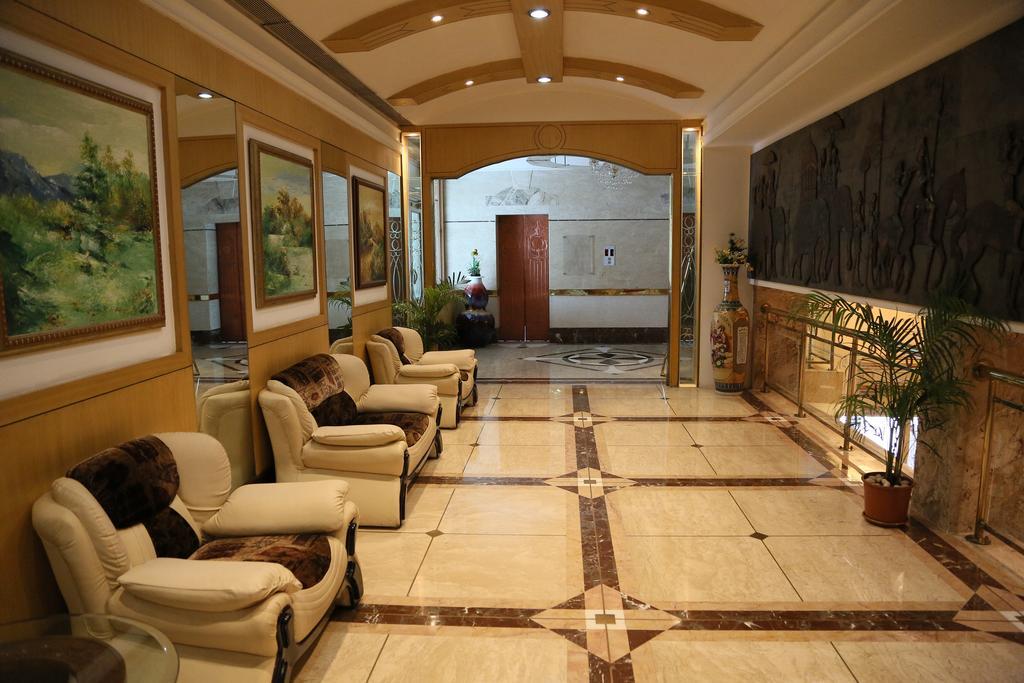 Hotel Benzz Park Chennai