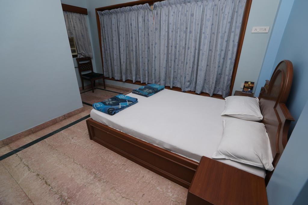 Guest house Lloyds Serviced Apartments,krishna Street,t Nagar 3*