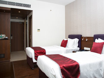 V 7 Hotel