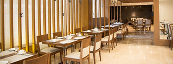 V 7 Hotel Chennai