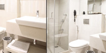 V 7 Hotel Hotel