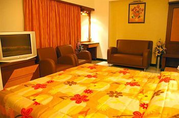 Fabhotel Prime Deluxe Hotel