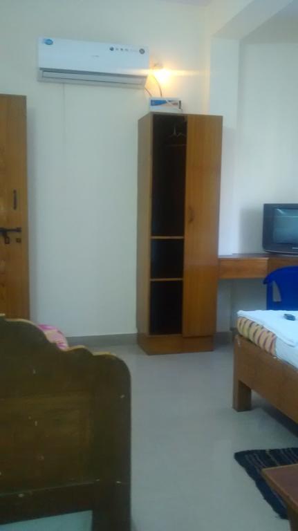 Central Saphire Residency * Chennai