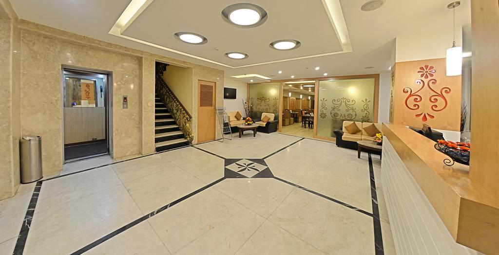 Hotel Gokulam Park 3*