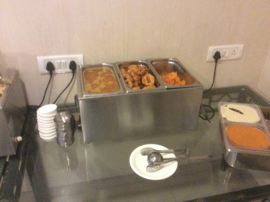 Apartamento The Lotus Hotel, Burkit Road