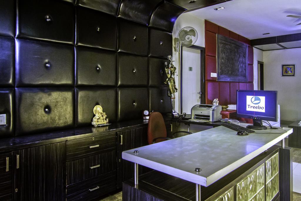 Treebo Trip Hive Hotel 3*