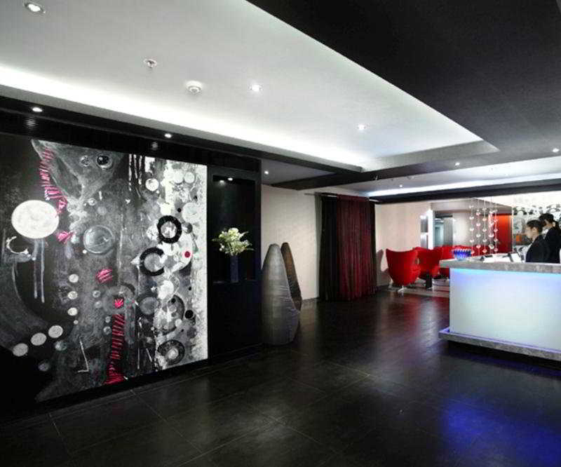 Hotel The Spring 3*