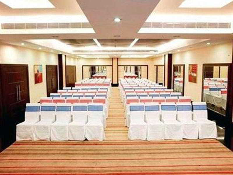 Gokulam Park Sabari-siruseri Sipcot Hotel Chennai