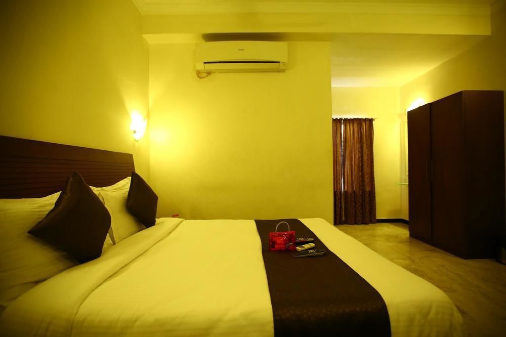 Hotel Oyo Mount Road Us Consulate 2*