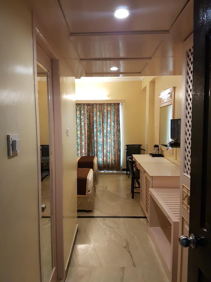Glm Meridian Hotel