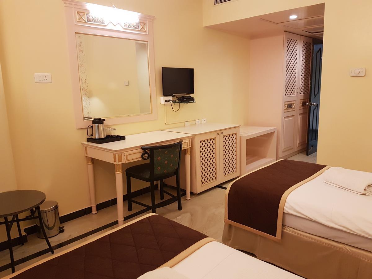 Glm Meridian Hotel 3*