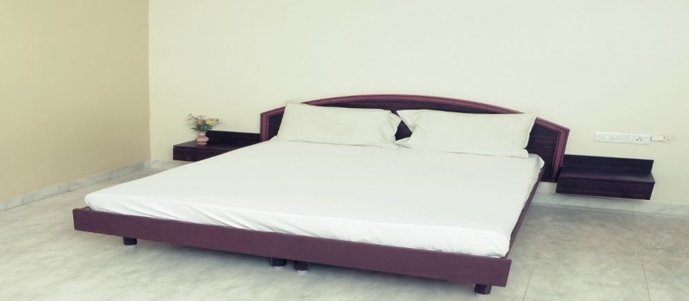 Hotel Super Townhouse G Silver Hotels Mount Road 4*