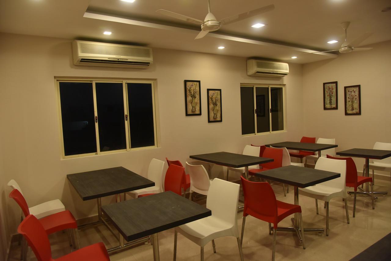 White Park 2* Chennai