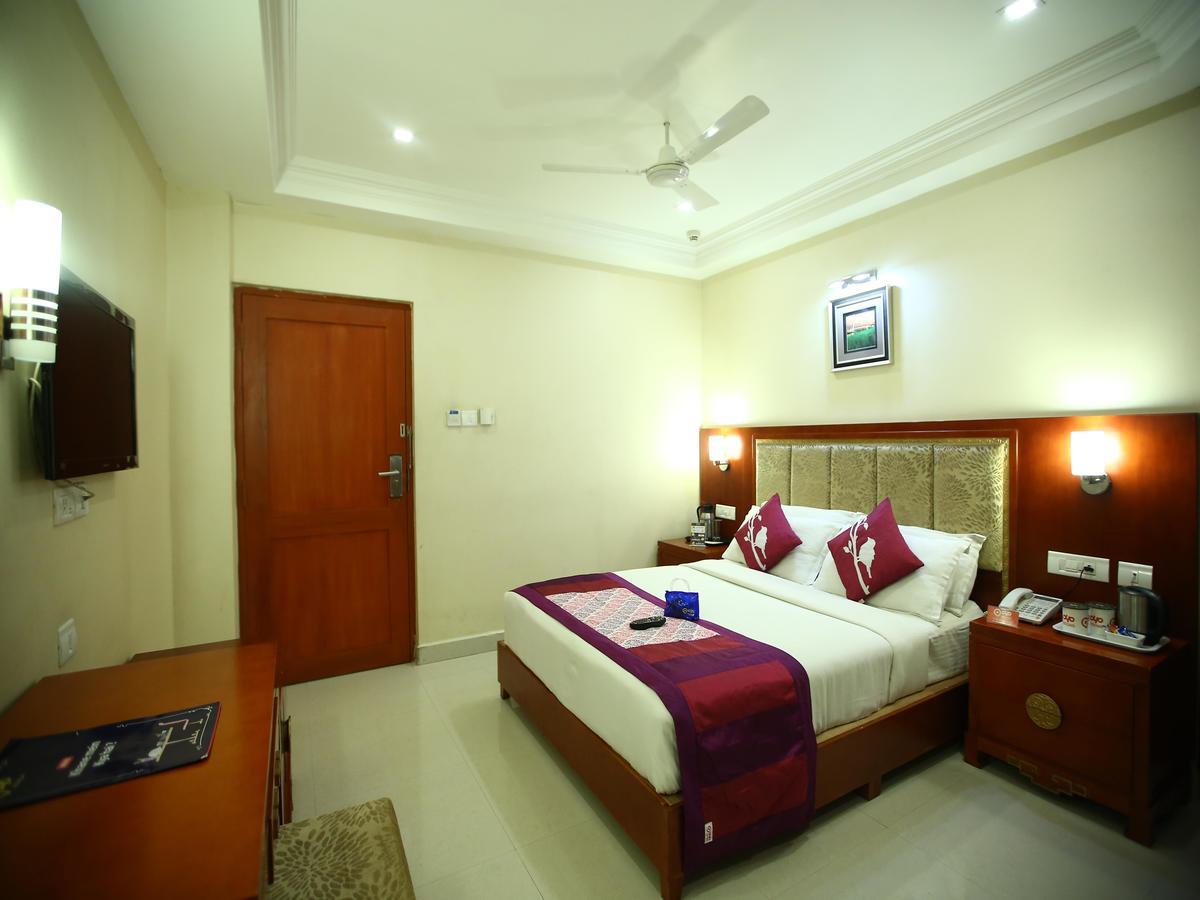 Hotel Metro Grand