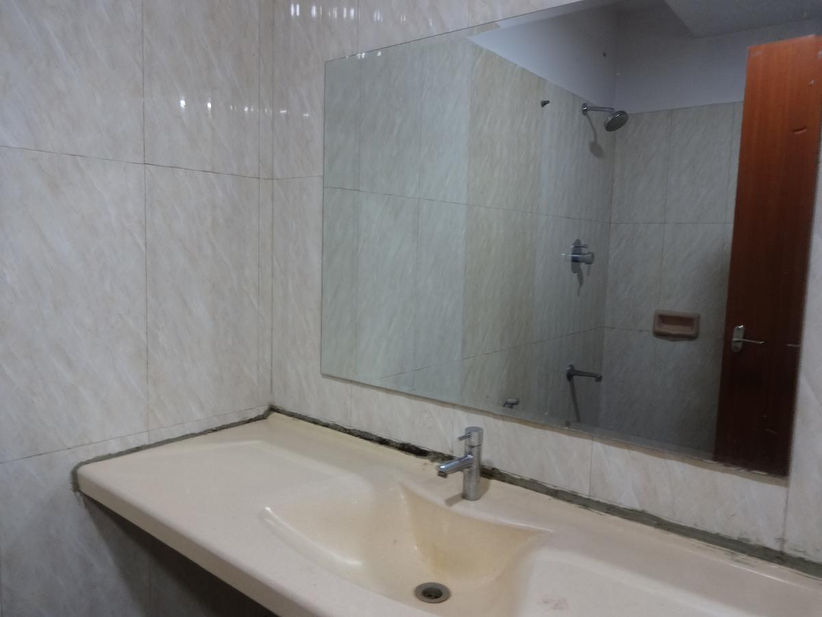 Hotel Shrivalli Residency Chennai