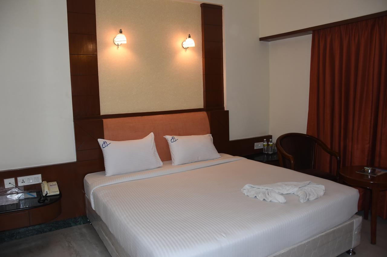 Hotel Ulo Deluxe Chennai