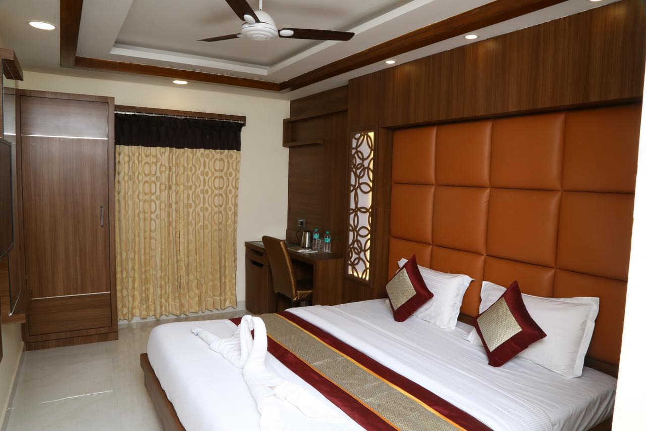 Oyo 48778 Grand Peace Hotel Chennai