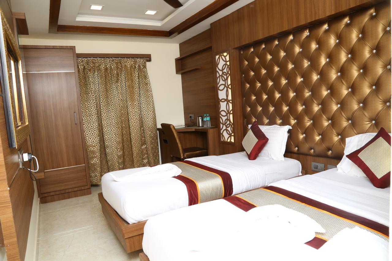 Oyo 48778 Grand Peace Chennai