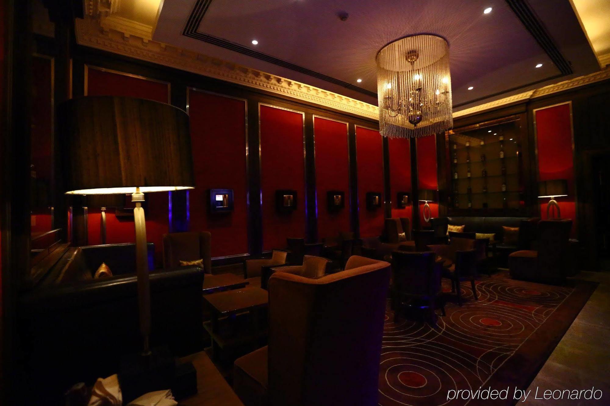 Hotel Taj Connemara, Chennai
