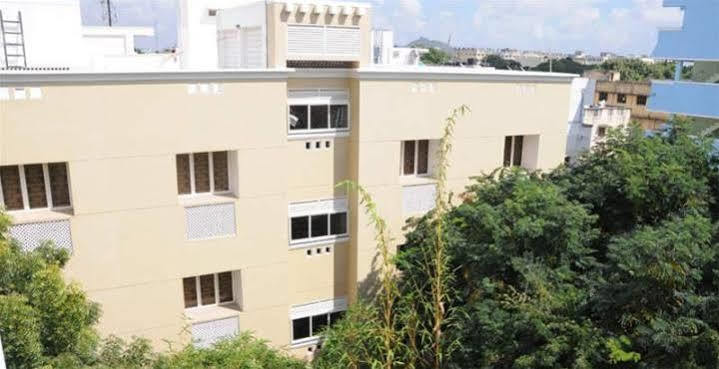 Oyo 8062 Raj Residency Chrompet *