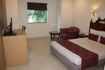 The Lotus Hotel, Venkatraman Street Aparthotel