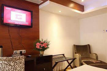 Royal Park Hotel 3*