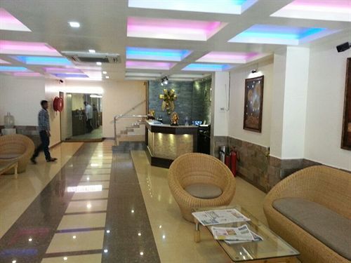 Hotel Grand Treat 2*