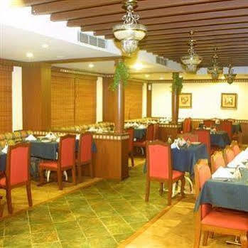 Hotel Grand Palace 3*
