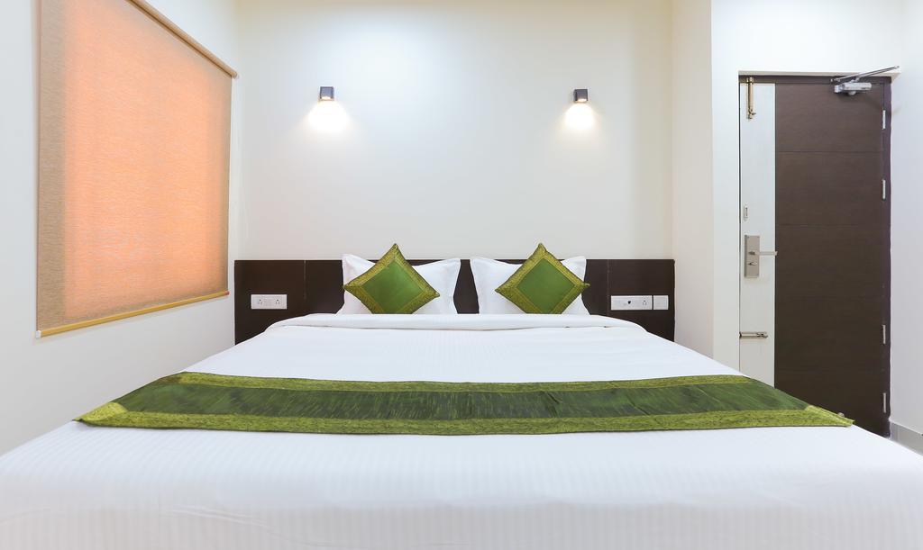 Majestic 3* Chennai