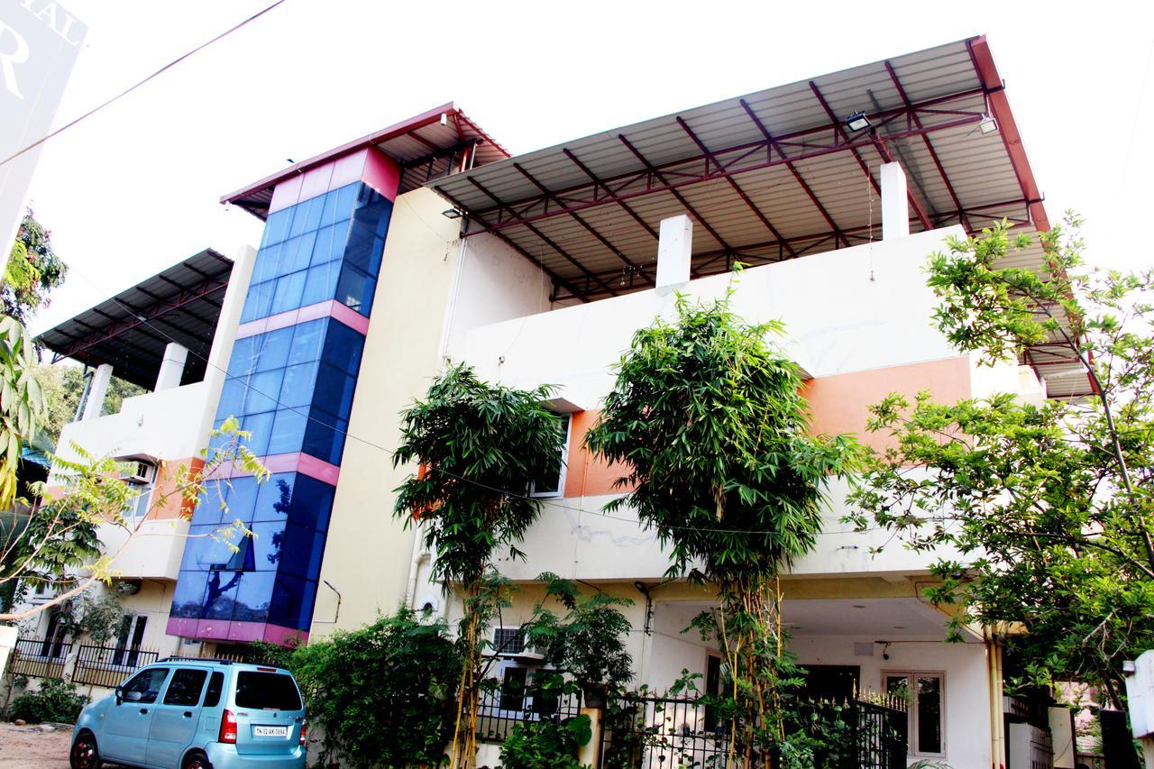 Royal Grand Days Hotel 2*