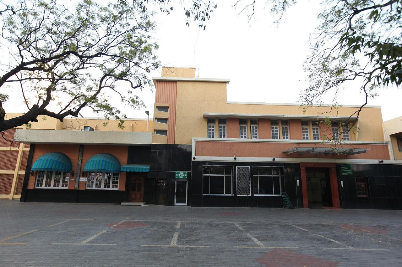 New Woodlands Hotel 3*
