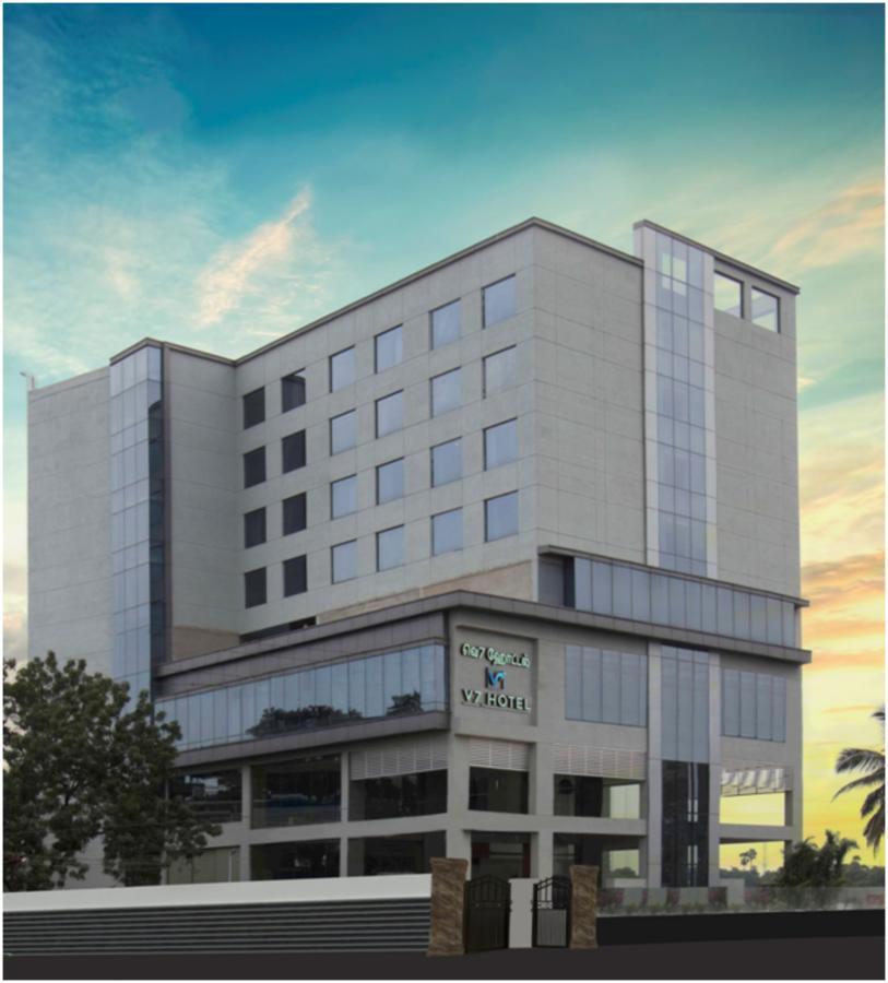 V 7 Hotel 3*